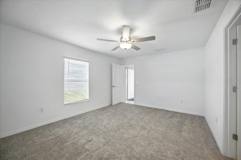 House in Spring Hill, Florida 3 bedrooms, 134.71 sq.m. № 1918379 - photo 17
