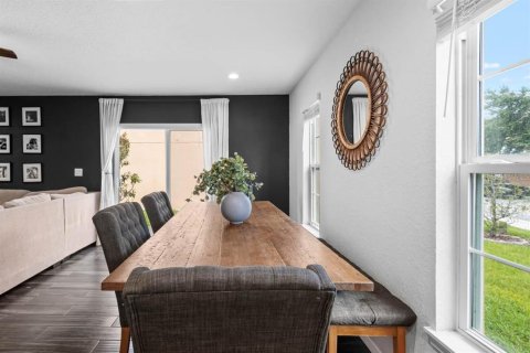 Townhouse in Gibsonton, Florida 3 bedrooms, 184.32 sq.m. № 1919382 - photo 19