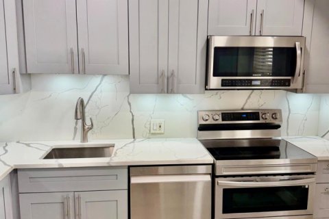 Condominio en venta en Pompano Beach, Florida, 1 dormitorio, 83.61 m2 № 2193206 - foto 9