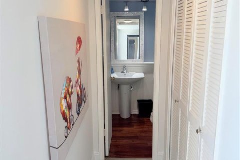 Condominio en venta en Pompano Beach, Florida, 1 dormitorio, 83.61 m2 № 2193206 - foto 5