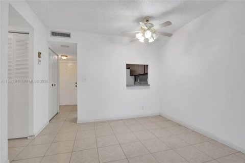 Condominio en venta en Margate, Florida, 2 dormitorios, 89 m2 № 2001503 - foto 11