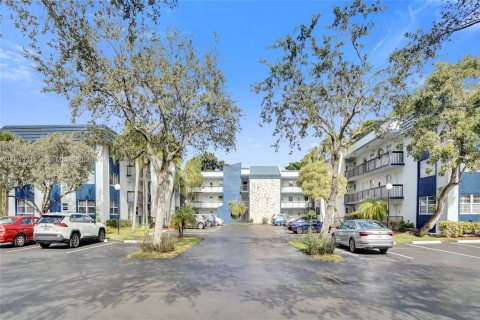 Condominio en venta en Margate, Florida, 2 dormitorios, 89 m2 № 2001503 - foto 3