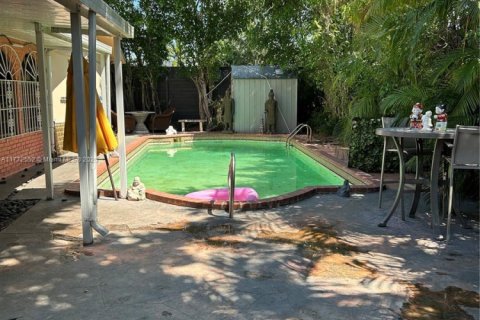 Купить виллу или дом в Майами, Флорида 4 спальни, 231.23м2, № 1939401 - фото 10