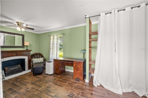 House in Mount Dora, Florida 3 bedrooms, 179.58 sq.m. № 1720631 - photo 21