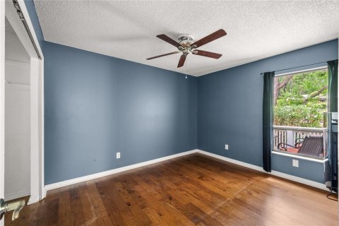 House in Mount Dora, Florida 3 bedrooms, 179.58 sq.m. № 1720631 - photo 23