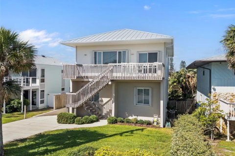 Villa ou maison à vendre à New Smyrna Beach, Floride: 3 chambres, 192.49 m2 № 1750124 - photo 2