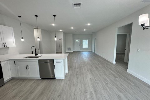 Casa en venta en Ocala, Florida, 4 dormitorios, 170.29 m2 № 1252551 - foto 10