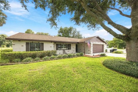 House in Lake Wales, Florida 3 bedrooms, 167.22 sq.m. № 2362310