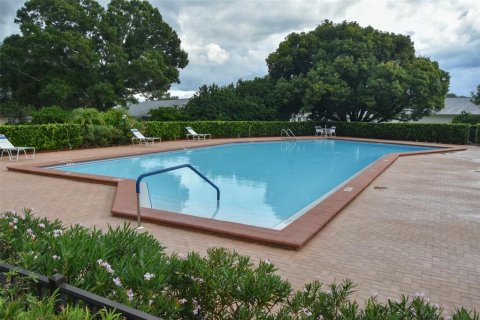 Villa ou maison à vendre à Palm Harbor, Floride: 2 chambres, 100.33 m2 № 2396902 - photo 21