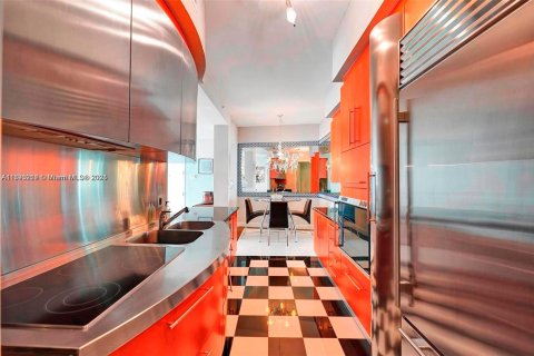 Copropriété à louer à Sunny Isles Beach, Floride: 2 chambres, 125.23 m2 № 2016364 - photo 10