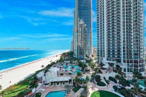 Condo à Sunny Isles Beach, Floride, 2 chambres № 2016364