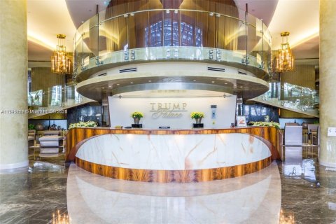 Copropriété à louer à Sunny Isles Beach, Floride: 2 chambres, 125.23 m2 № 2016364 - photo 22