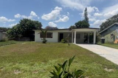 Villa ou maison à St. Lucie, Floride 4 chambres, 132.29 m2 № 2384990