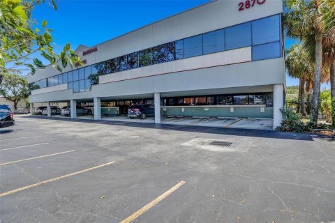 Commercial property in Hollywood, Florida № 1892503 - photo 13