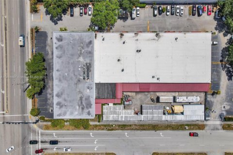 Commercial property in Hollywood, Florida № 1892503 - photo 22