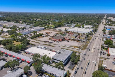 Commercial property in Hollywood, Florida № 1892503 - photo 20