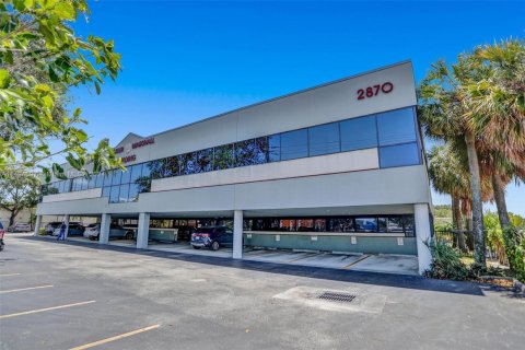 Commercial property in Hollywood, Florida № 1892503 - photo 14