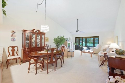 Condo in Sarasota, Florida, 3 bedrooms  № 2379523 - photo 5