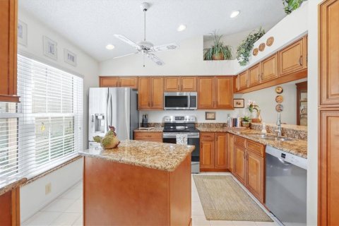 Condo in Sarasota, Florida, 3 bedrooms  № 2379523 - photo 14