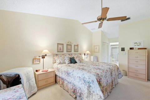Condo in Sarasota, Florida, 3 bedrooms  № 2379523 - photo 21