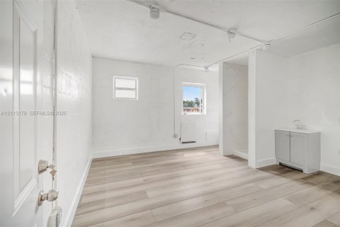 Terreno en venta en Belle Glade, Florida № 2436536 - foto 18