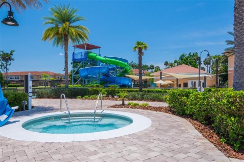 Touwnhouse à vendre à Kissimmee, Floride: 2 chambres, 119.84 m2 № 2295319 - photo 24