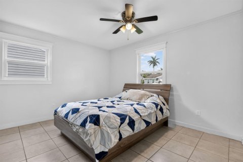 House in Lake Worth, Florida 2 bedrooms, 92.16 sq.m. № 2188208 - photo 17