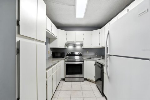 Copropriété à louer à Orlando, Floride: 2 chambres, 103.31 m2 № 1902232 - photo 10