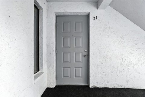Copropriété à louer à Orlando, Floride: 2 chambres, 103.31 m2 № 1902232 - photo 3