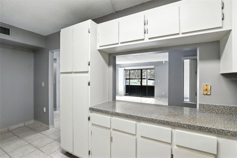 Copropriété à louer à Orlando, Floride: 2 chambres, 103.31 m2 № 1902232 - photo 12