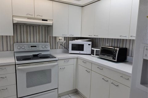 Condominio en alquiler en Venice, Florida, 2 dormitorios, 115.29 m2 № 1670825 - foto 8
