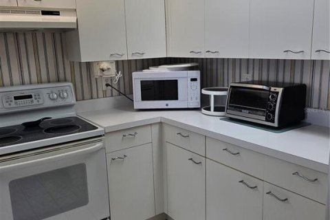 Condominio en alquiler en Venice, Florida, 2 dormitorios, 115.29 m2 № 1670825 - foto 11