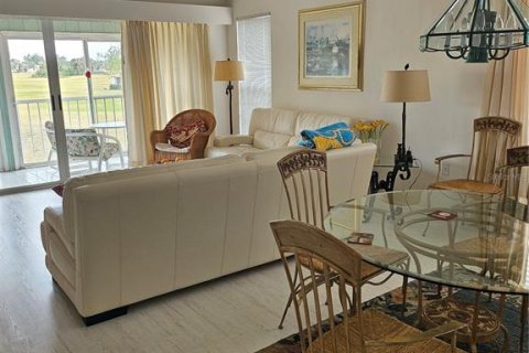 Condominio en alquiler en Venice, Florida, 2 dormitorios, 115.29 m2 № 1670825 - foto 3