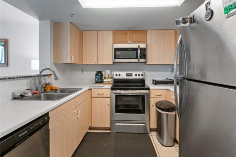 Condominio en venta en Miami, Florida, 1 dormitorio, 69.86 m2 № 1961117 - foto 14