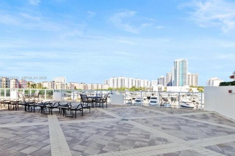 Copropriété à vendre à Aventura, Floride: 3 chambres, 219.25 m2 № 1996690 - photo 27