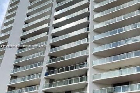 Copropriété à vendre à Aventura, Floride: 3 chambres, 219.25 m2 № 1996690 - photo 23