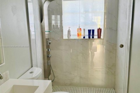 Villa ou maison à vendre à Weston, Floride: 4 chambres, 241.17 m2 № 1958436 - photo 22