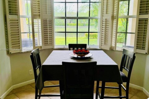 Villa ou maison à vendre à Weston, Floride: 4 chambres, 241.17 m2 № 1958436 - photo 8