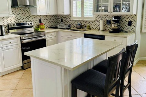 Villa ou maison à vendre à Weston, Floride: 4 chambres, 241.17 m2 № 1958436 - photo 7