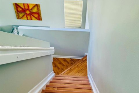 Villa ou maison à vendre à Weston, Floride: 4 chambres, 241.17 m2 № 1958436 - photo 15