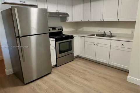 Casa en alquiler en Miramar, Florida, 2 dormitorios, 83.61 m2 № 1998279 - foto 16