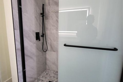 Casa en venta en Tampa, Florida, 3 dormitorios, 118.73 m2 № 1567835 - foto 12