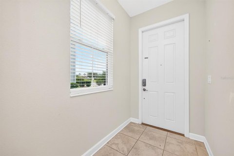 Touwnhouse à vendre à Kissimmee, Floride: 4 chambres, 192.03 m2 № 2406528 - photo 11