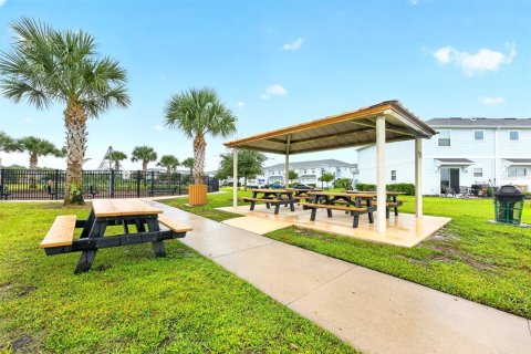 Touwnhouse à vendre à Kissimmee, Floride: 4 chambres, 192.03 m2 № 2406528 - photo 29