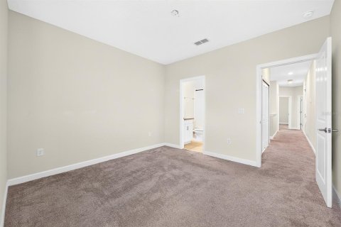 Touwnhouse à vendre à Kissimmee, Floride: 4 chambres, 192.03 m2 № 2406528 - photo 19