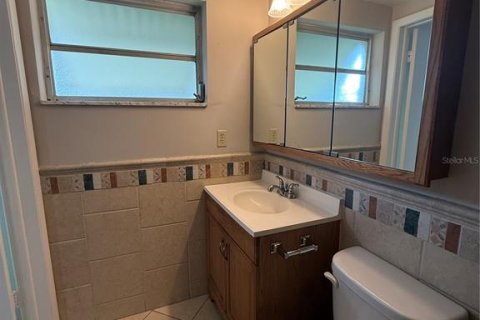 Casa en alquiler en Holiday, Florida, 3 dormitorios, 120.96 m2 № 1901709 - foto 4