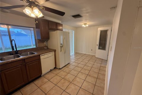 Casa en alquiler en Holiday, Florida, 3 dormitorios, 120.96 m2 № 1901709 - foto 12
