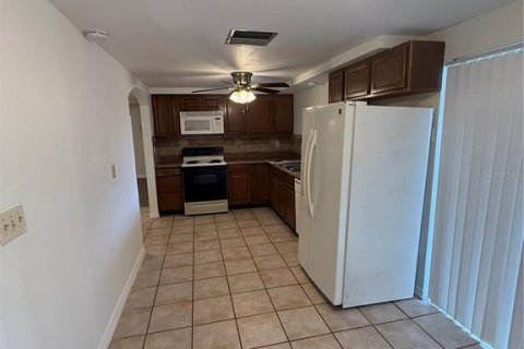 Casa en alquiler en Holiday, Florida, 3 dormitorios, 120.96 m2 № 1901709 - foto 15