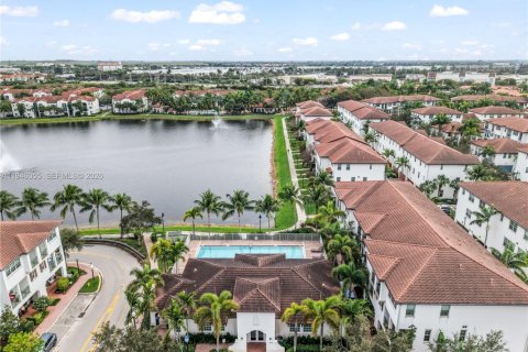 Adosado en venta en Miramar, Florida, 3 dormitorios, 150.22 m2 № 2006299 - foto 5