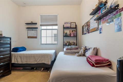 Adosado en venta en Miramar, Florida, 3 dormitorios, 150.22 m2 № 2006299 - foto 28